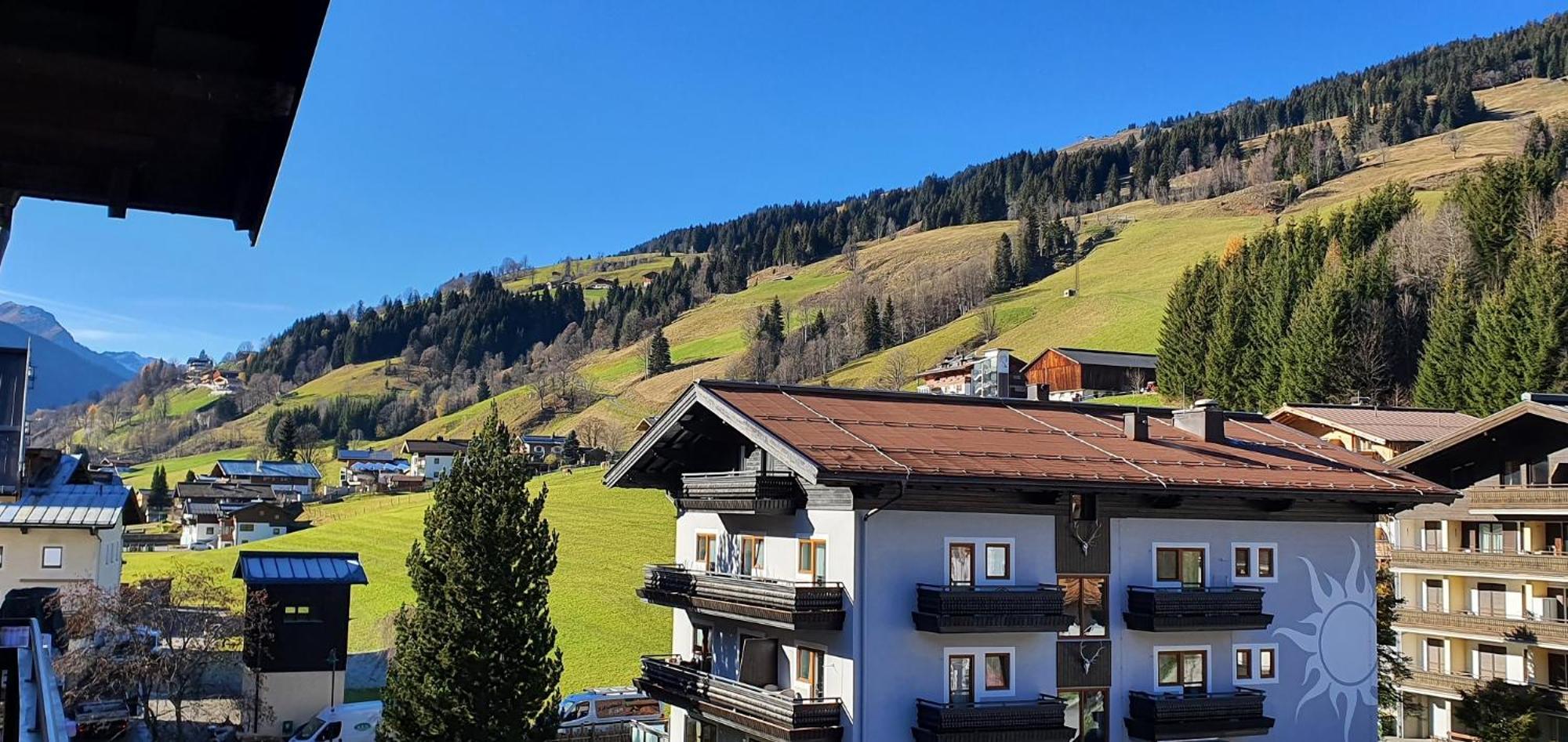 Alpenappartements Domicil Include Jokercard Заалбах-Хинтерглем Екстериор снимка